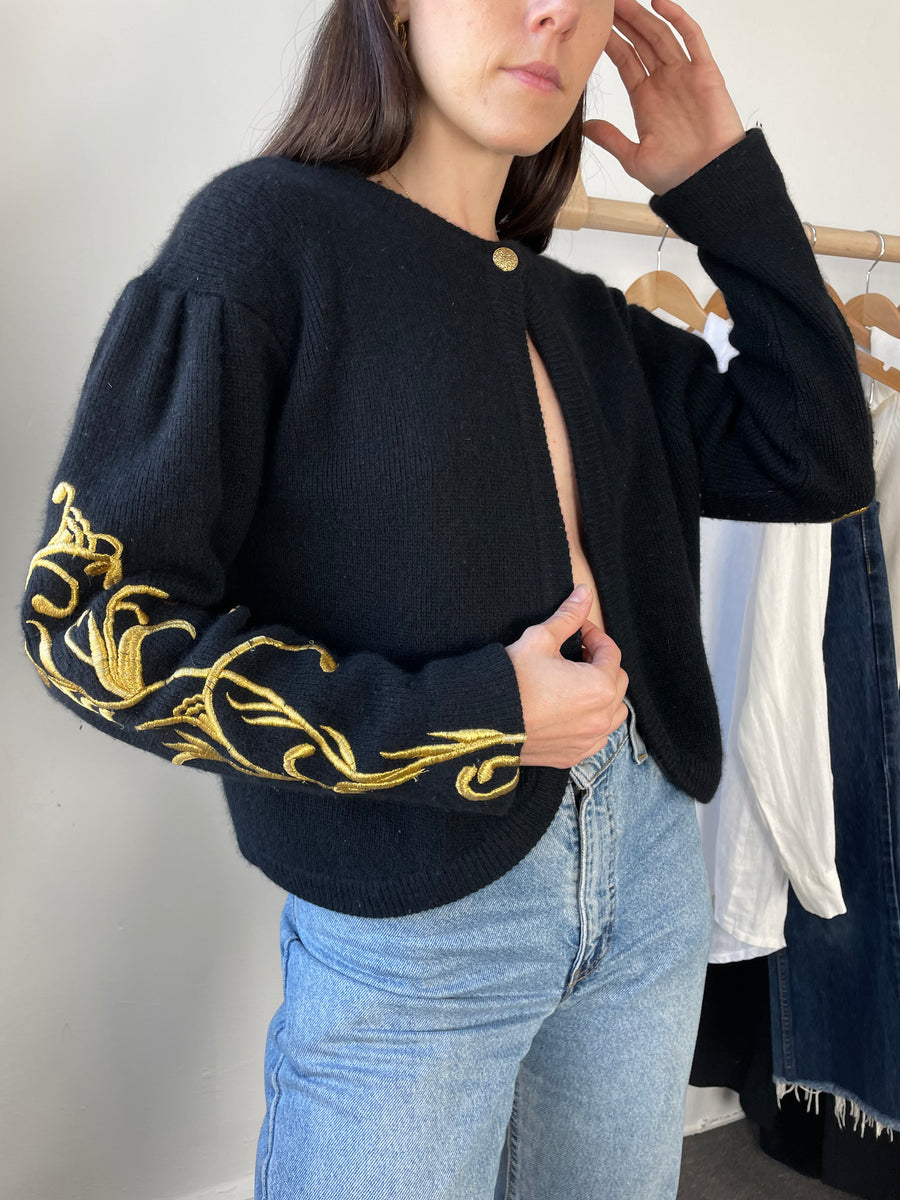 VINTAGE BLACK AND GOLD EMBROIDERED CARDIGAN (S-L)
