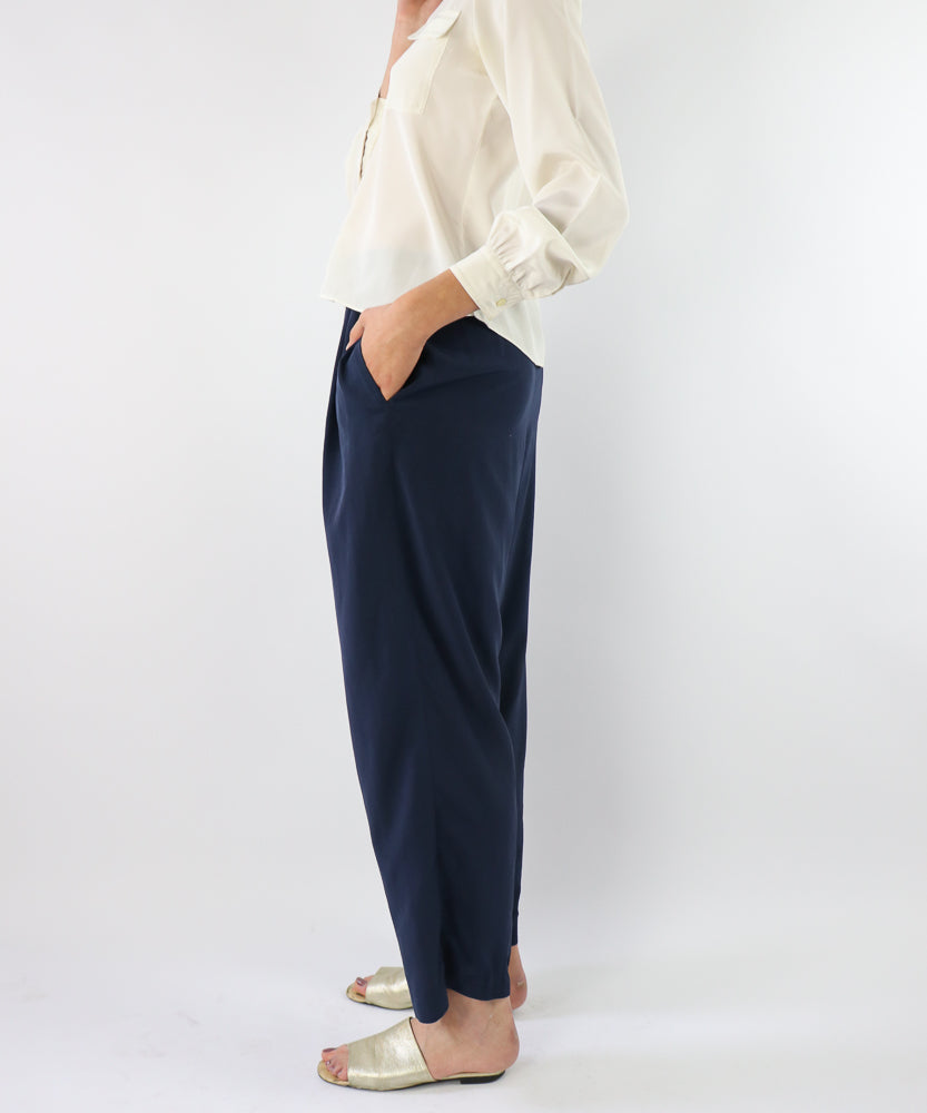 VINTAGE HIGH WAISTED NAVY TROUSERS (AU8-12)